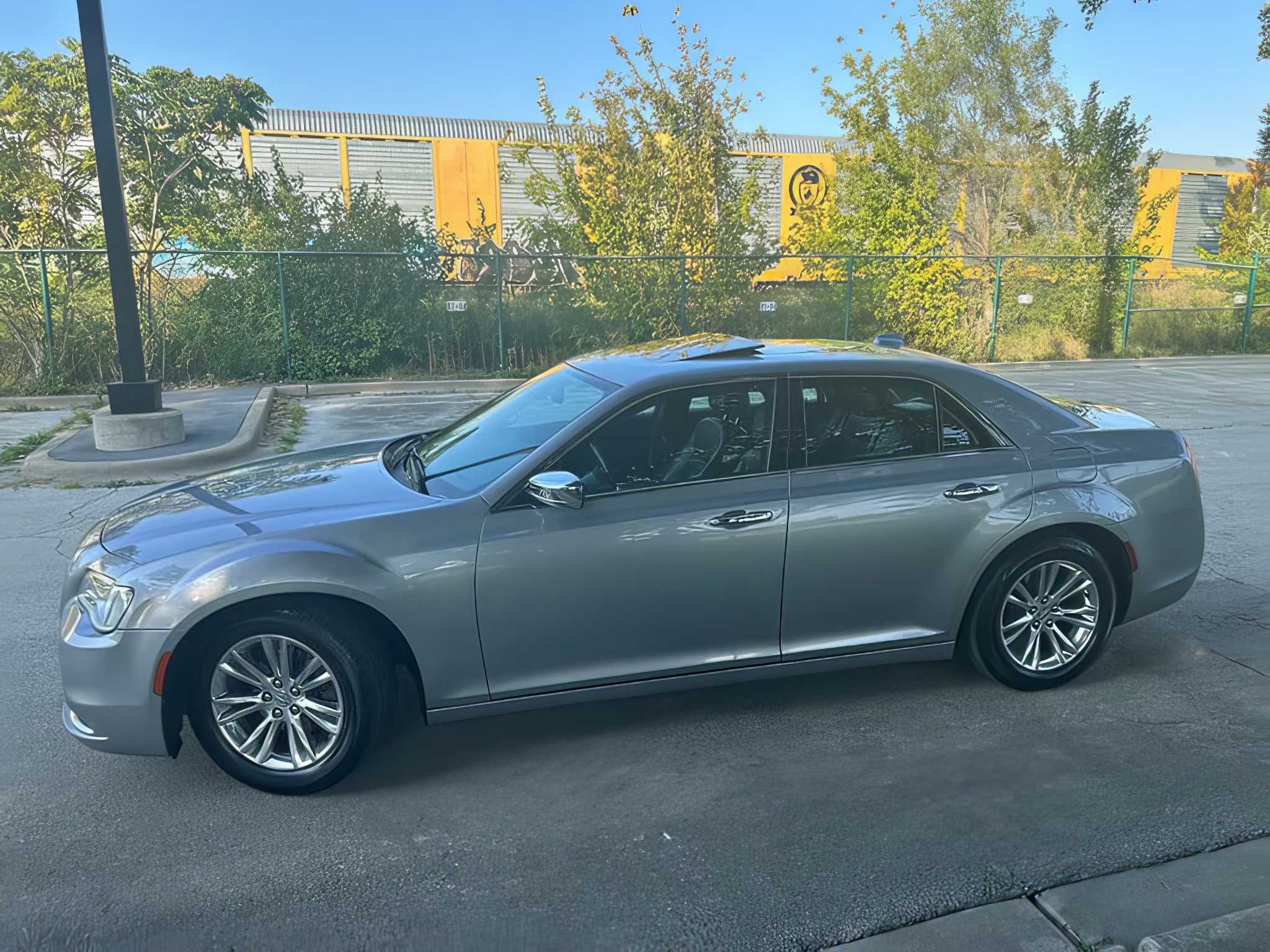 2016 Chrysler 300 C