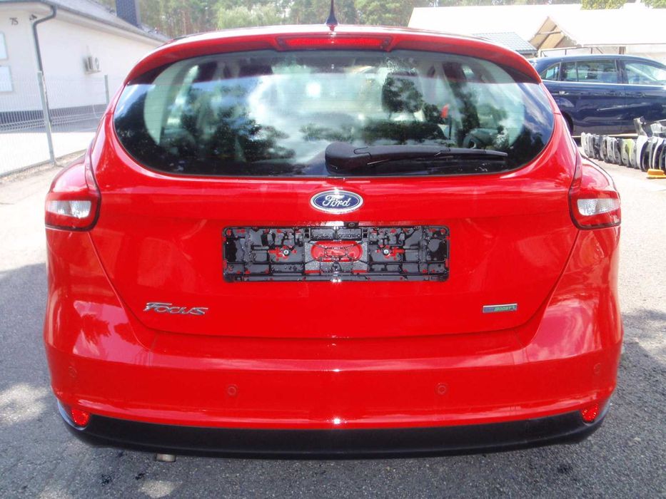 Ford Focus mk3 lift HB klapa+zderzak kolor ZF