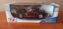 Chevrolet Corvette 1965 MAISTO Special Edition 1:18