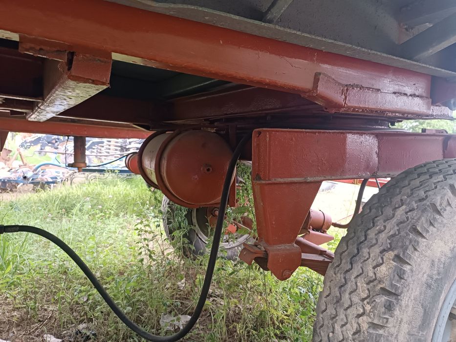Przyczepa D-47 wywrot 3 stronny