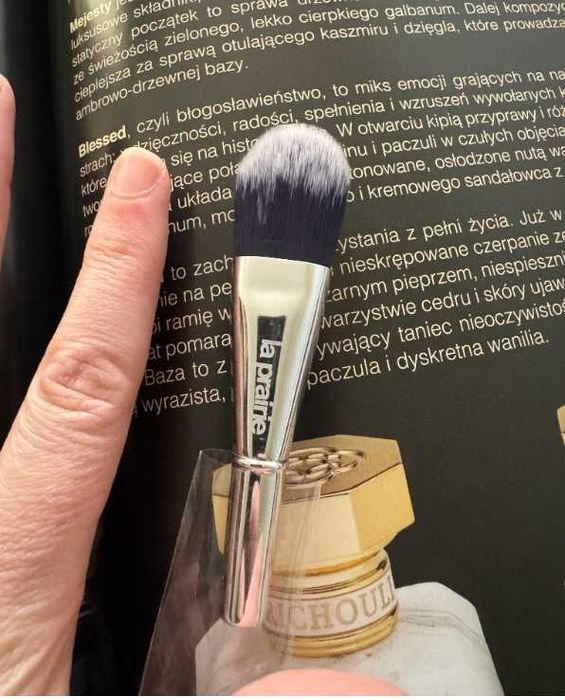 LA PRAIRIE pędzel do podkładu, pudru,maski 9cm