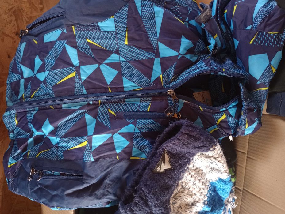 Ubrania dla chłopca 122-128