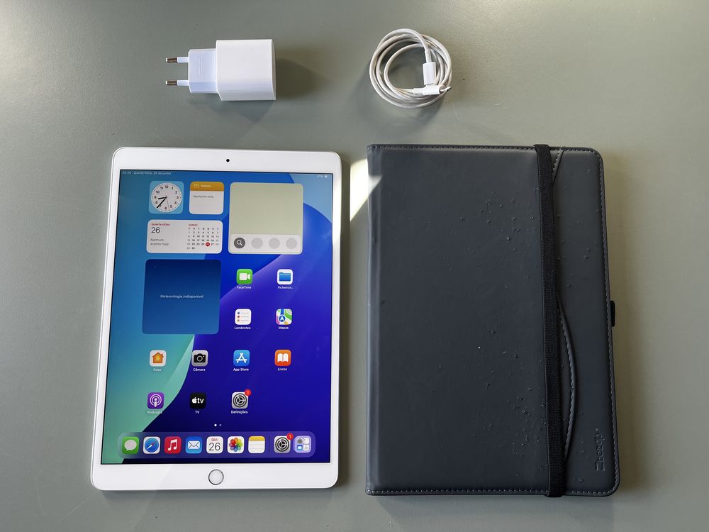Apple iPad Air 10.5” 3a Geração 2019 com 256GB