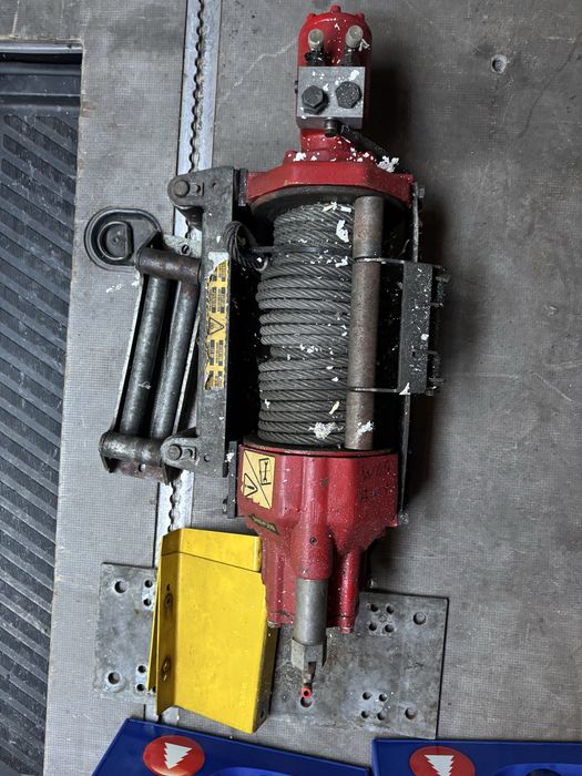 Wciagarka hydrauliczna omars comeup