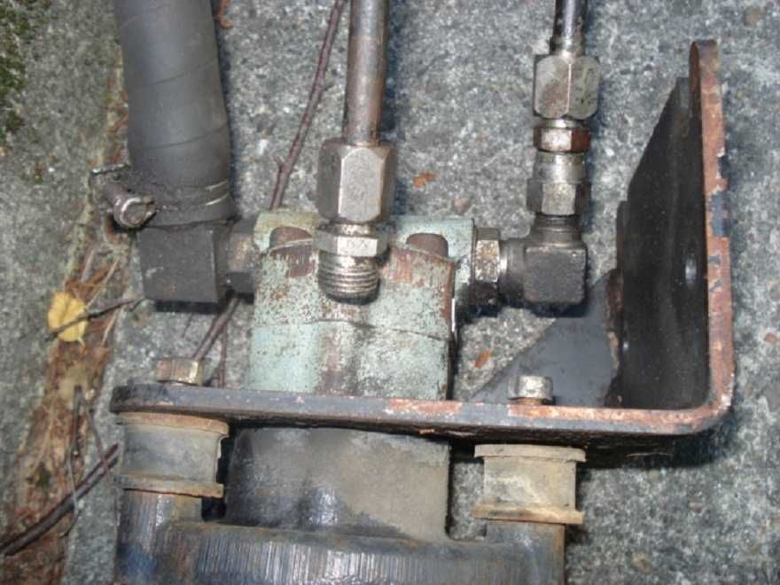 pompa oleju do widlaka 3t  elektryk