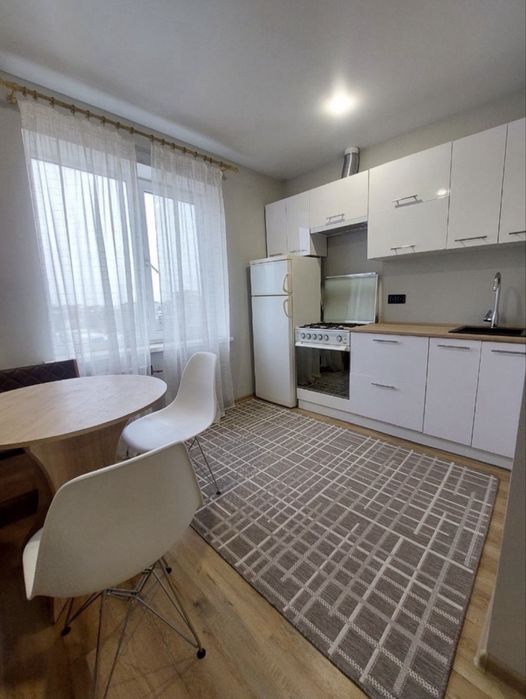 Продам 1 к квартиру Набережная Победы