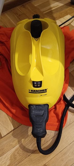 Продам парогенератор утюг karcher