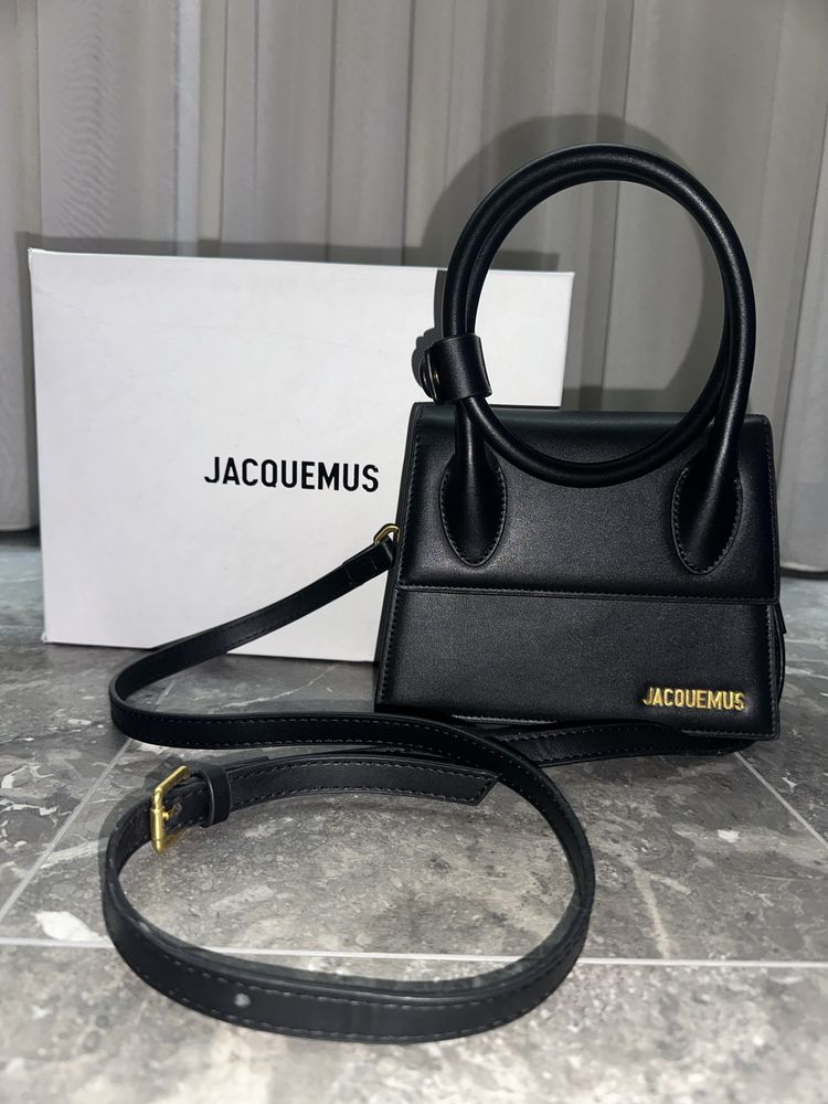 Чорна сумка Jacquemus