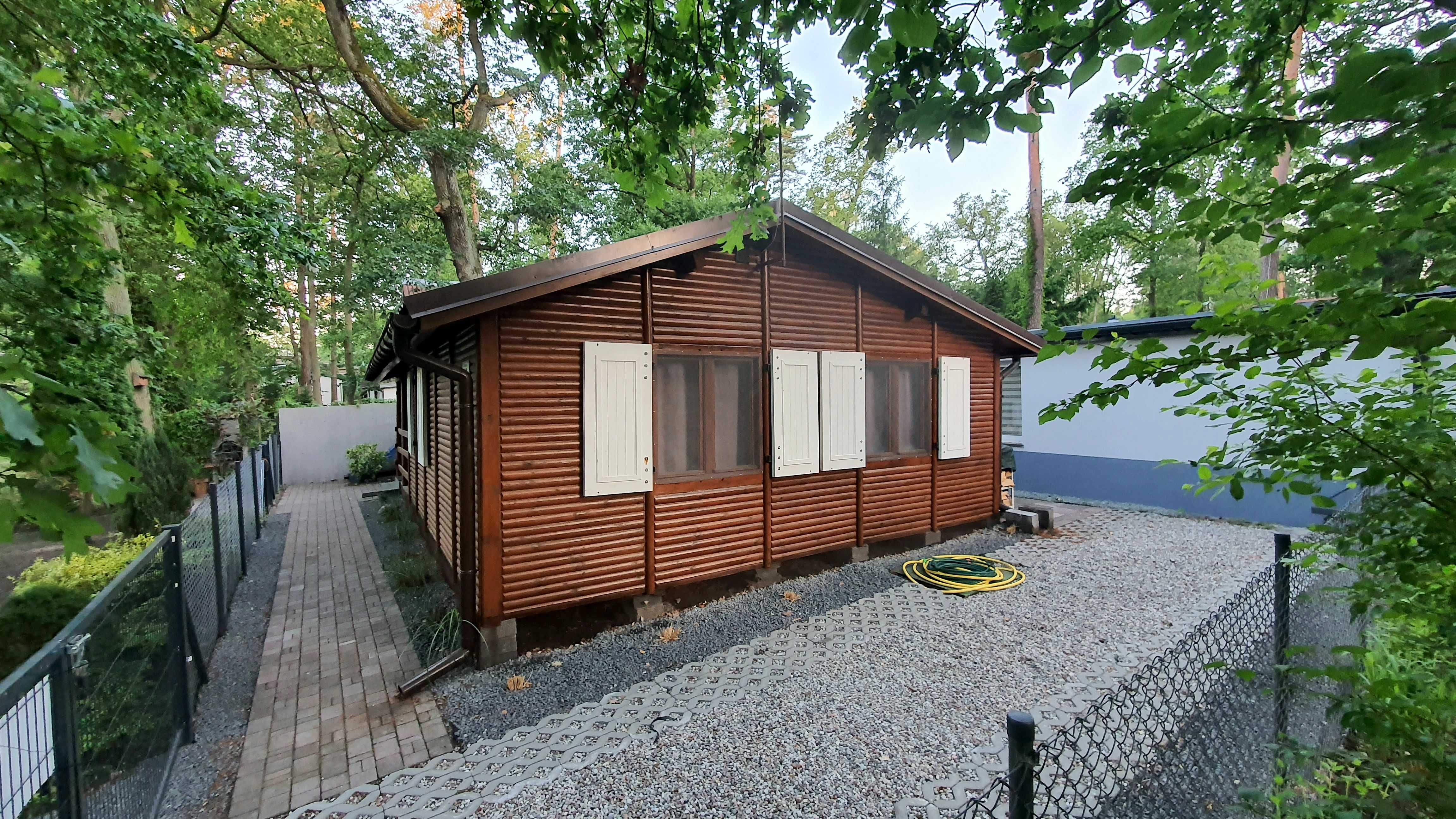 Domek drewniany z tarasem 60m2