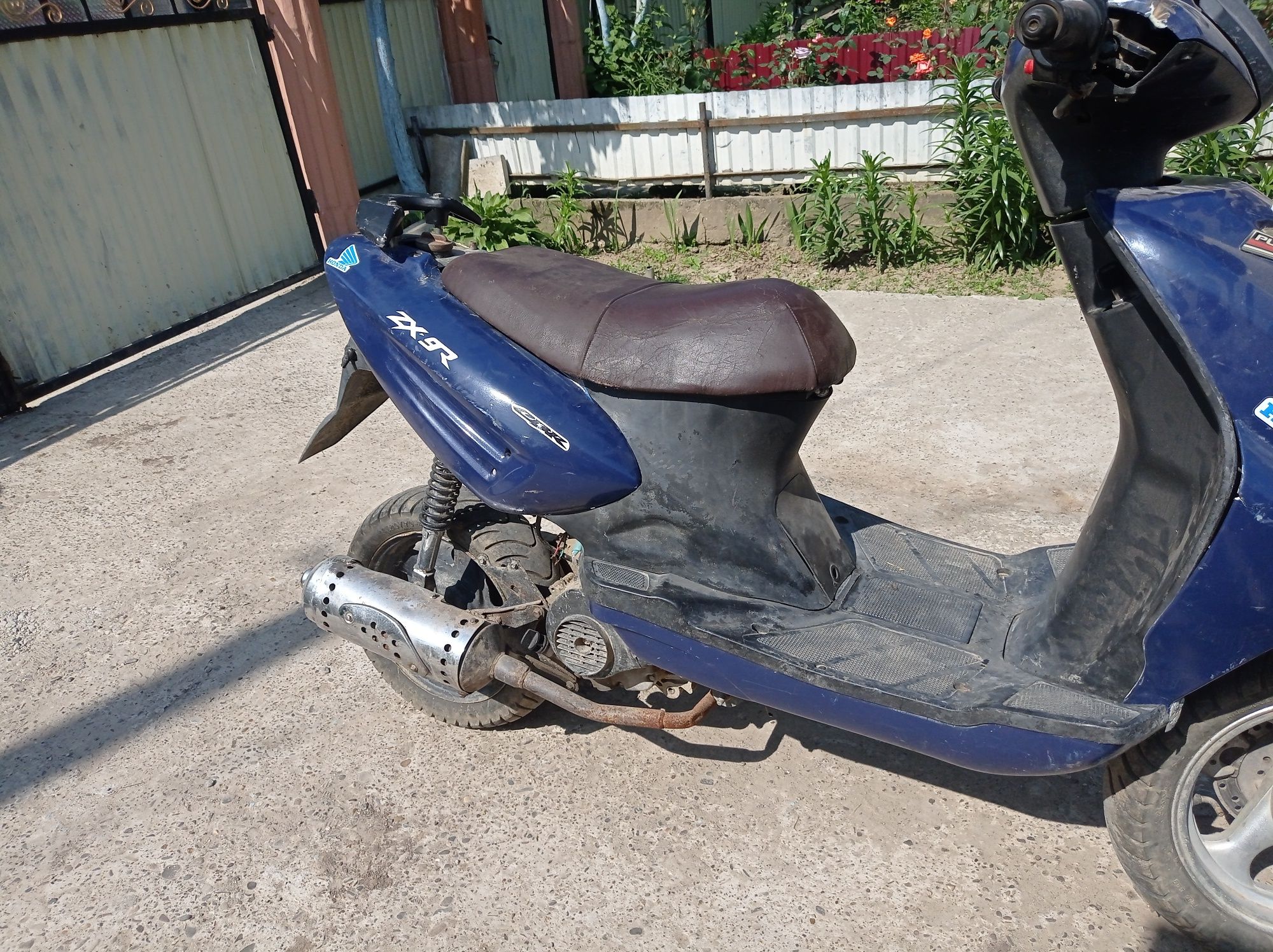 Продам два скутера fada 80, kumco 150