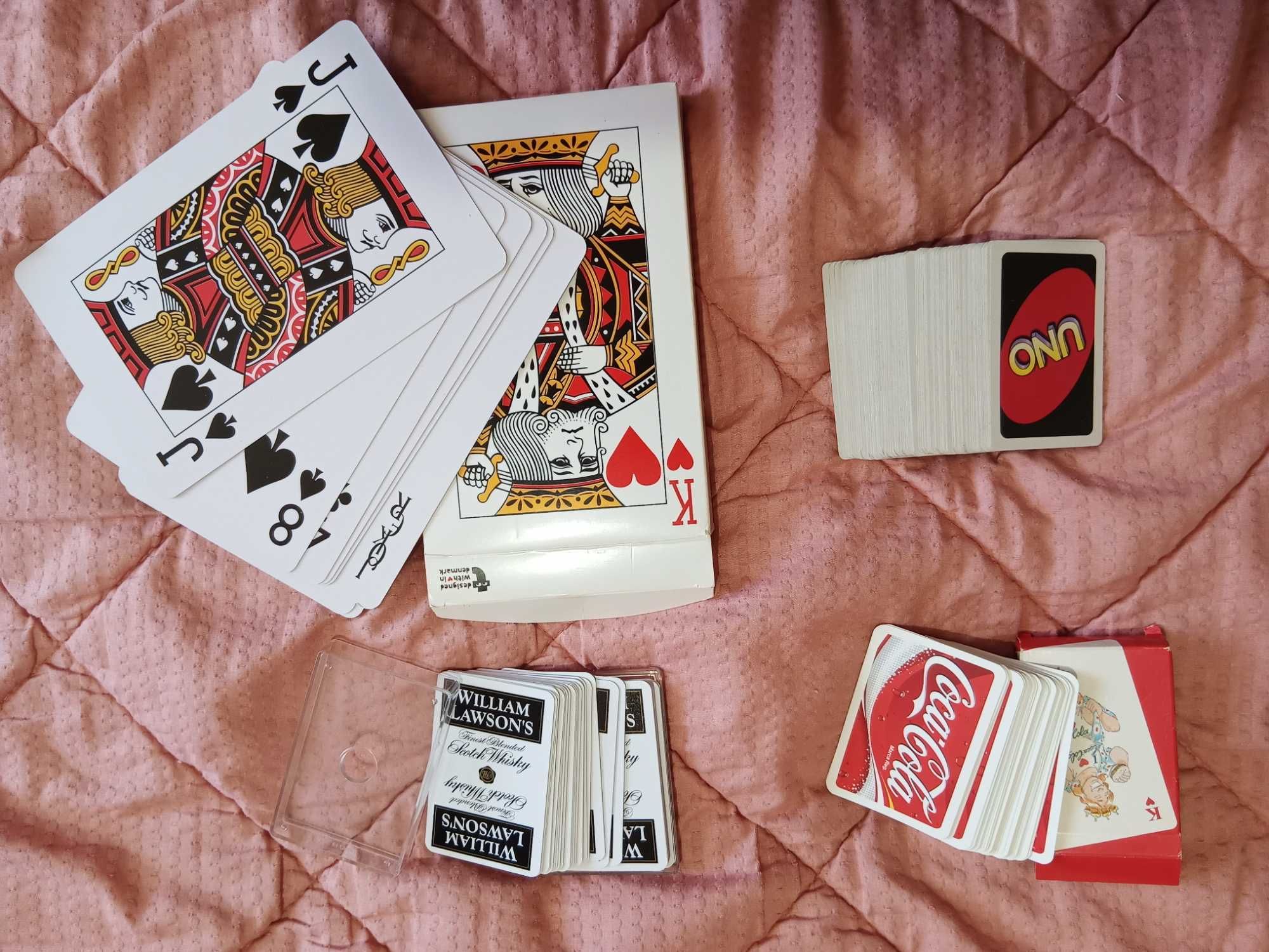 Baralhos de cartas variados