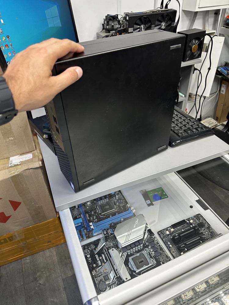 DELL OptiPlex 3060 i3-8100 3.6GHz 8/256