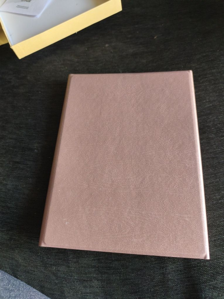 Etui z klawiaturą