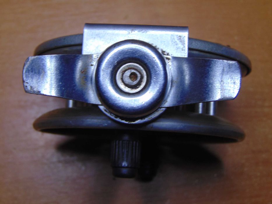 Инерционная рыболовная катушка "Оболонь"СССР.