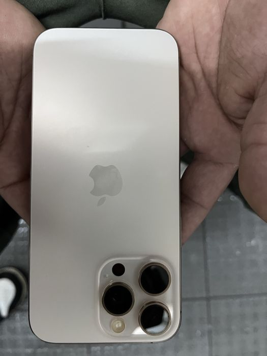 Iphone 16pro max 256 on sale