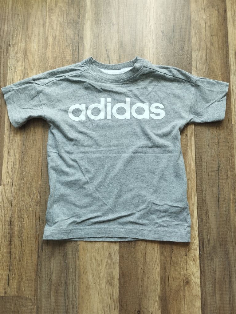 Bluzki z krótkim rękawem dla chłopca r. 116 Adidas