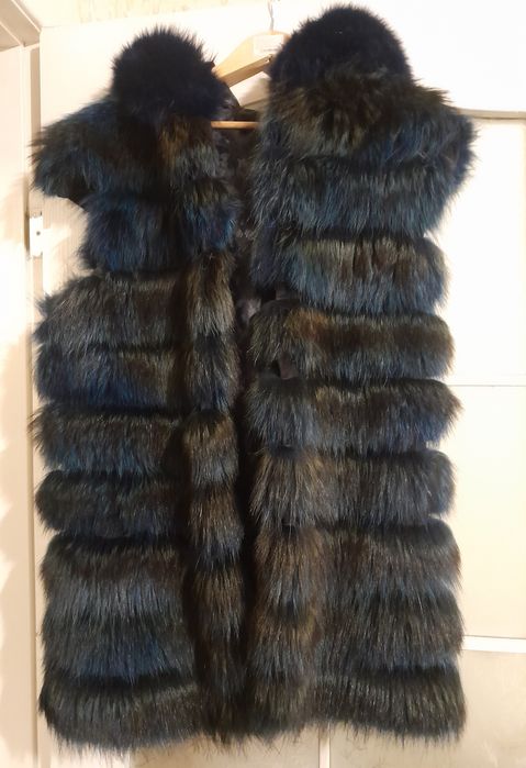 Жилетка натуральна з хутра кролика