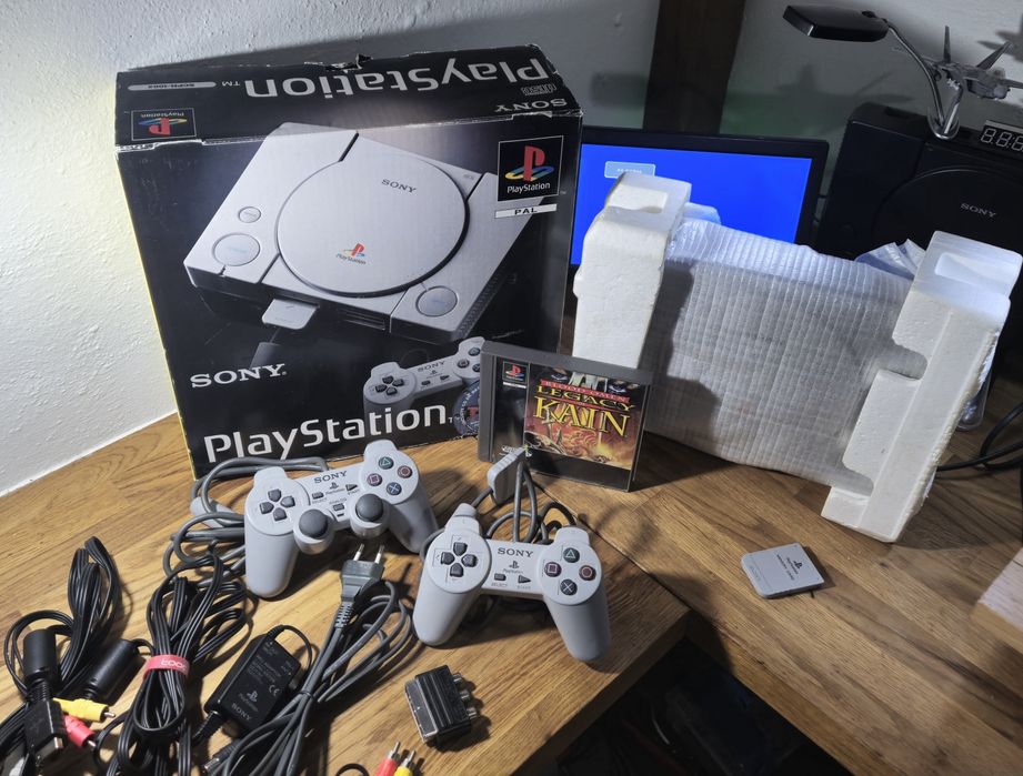 Playstation 1 scph1002 pal. Box zestaw