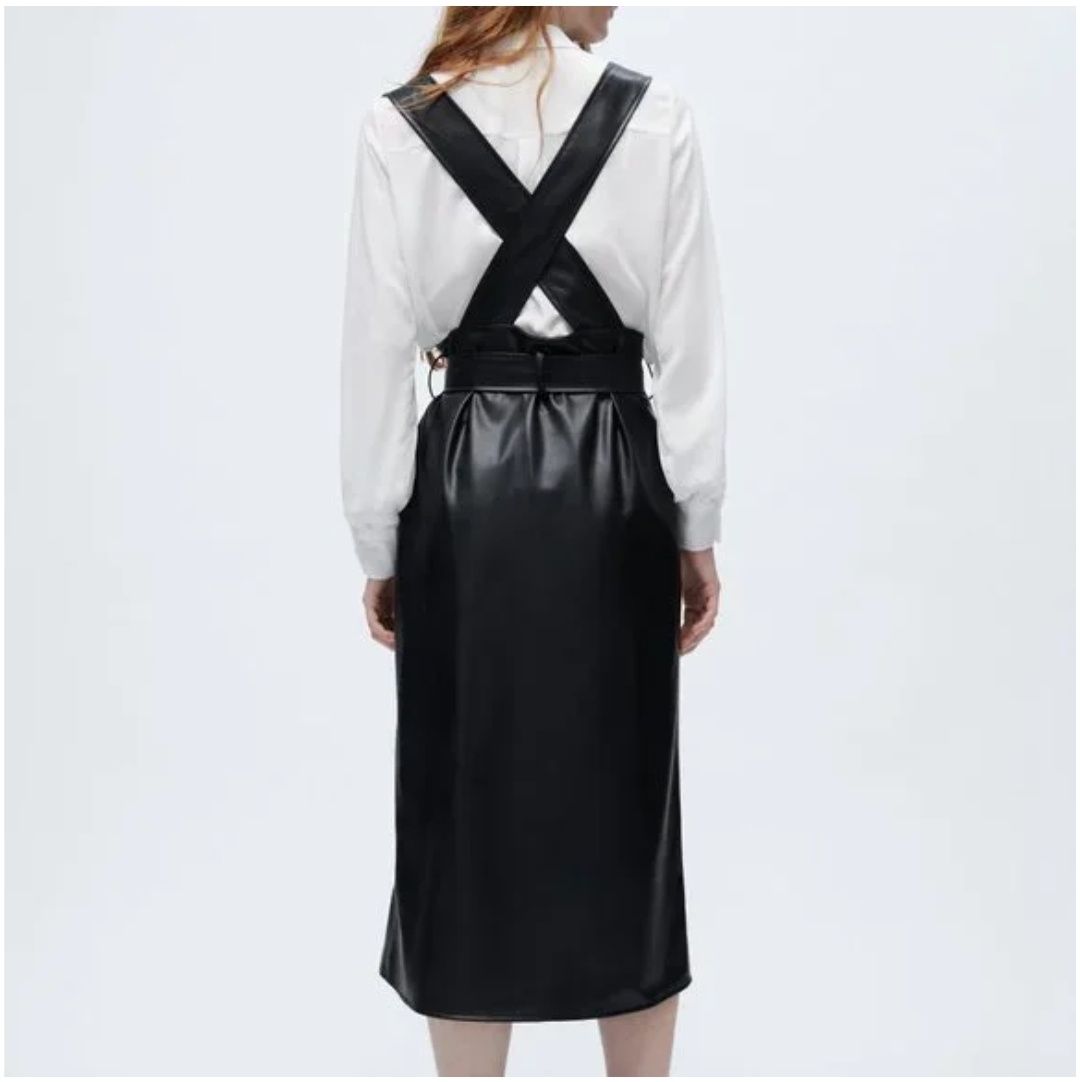 Кожаный сарафан Zara