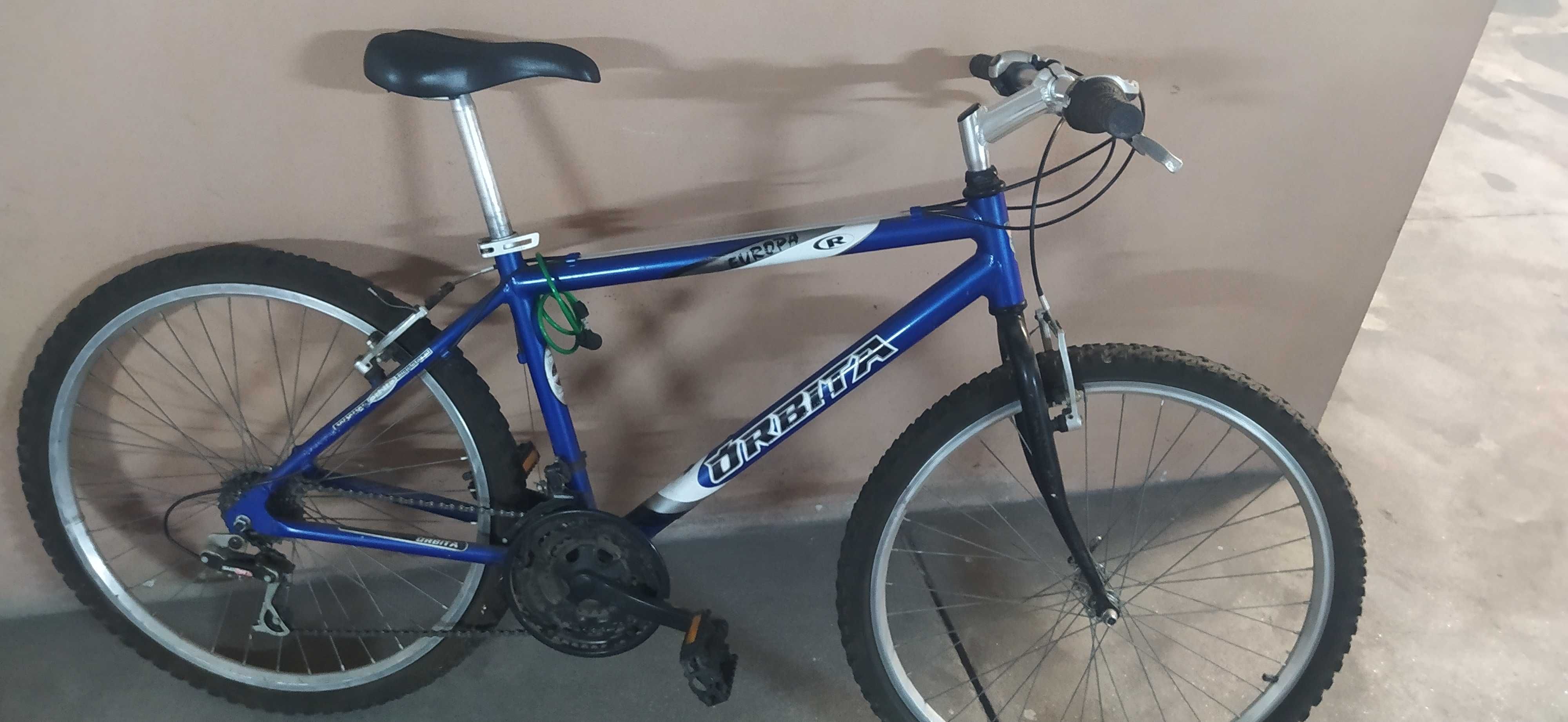 Bicicleta em Alumínio