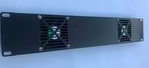 Panel rack 2 u wentylacyjny z wentylatorem.