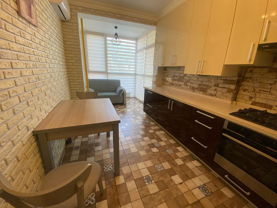 Здам квартиру в ЖК на Прорізній з терасою!