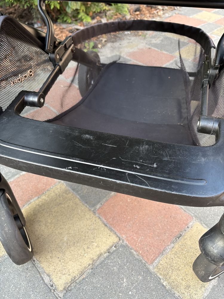Каляска Cybex Beezy