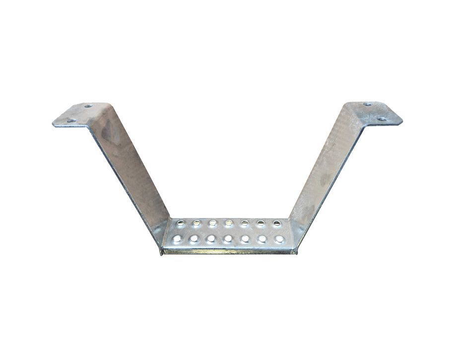 Stopień schodek szczebel H25 ocynk antypoślizgowy na dyszel przyczep