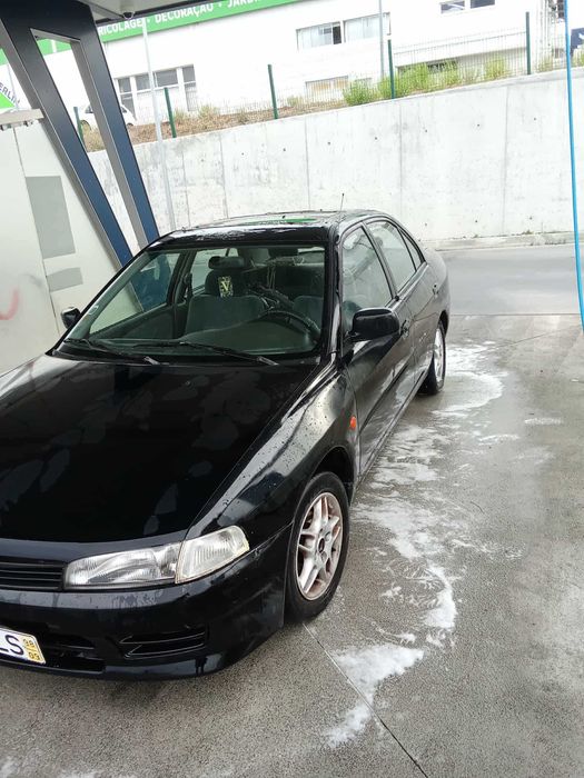 Carro mitshubishi
