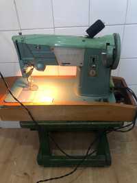 Máquina de Costura SINGER antiga / portátil / elétrica