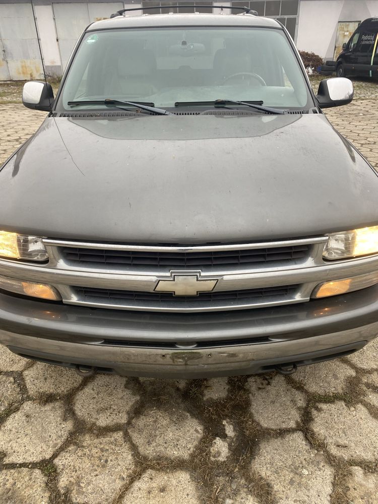 Chevrolet Tahoe Yukon GMC 5.3 v8 00r 4x4 LPG hak 3.5t 100% sprawny !