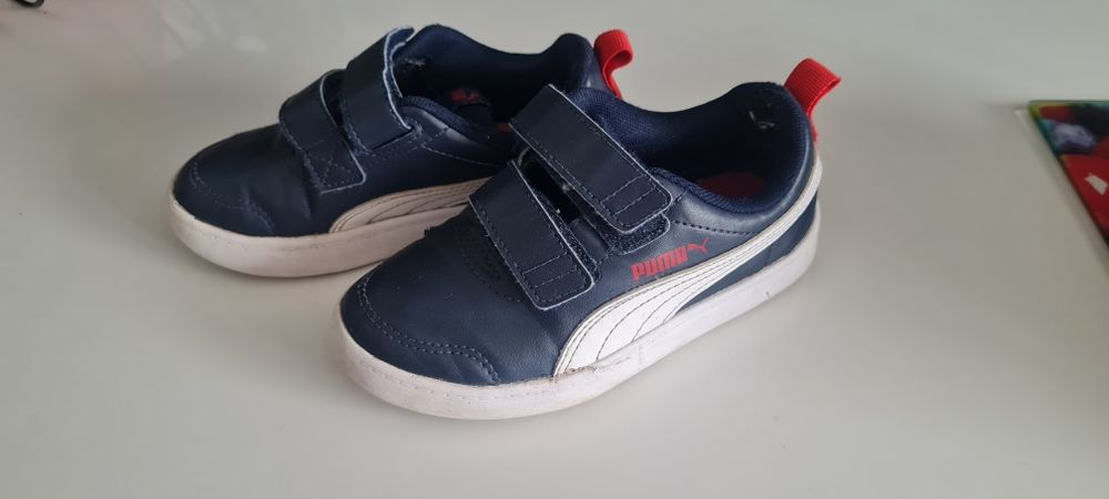 Adidaski leciutkie buciki chłopięce Puma Courtflex V2 28