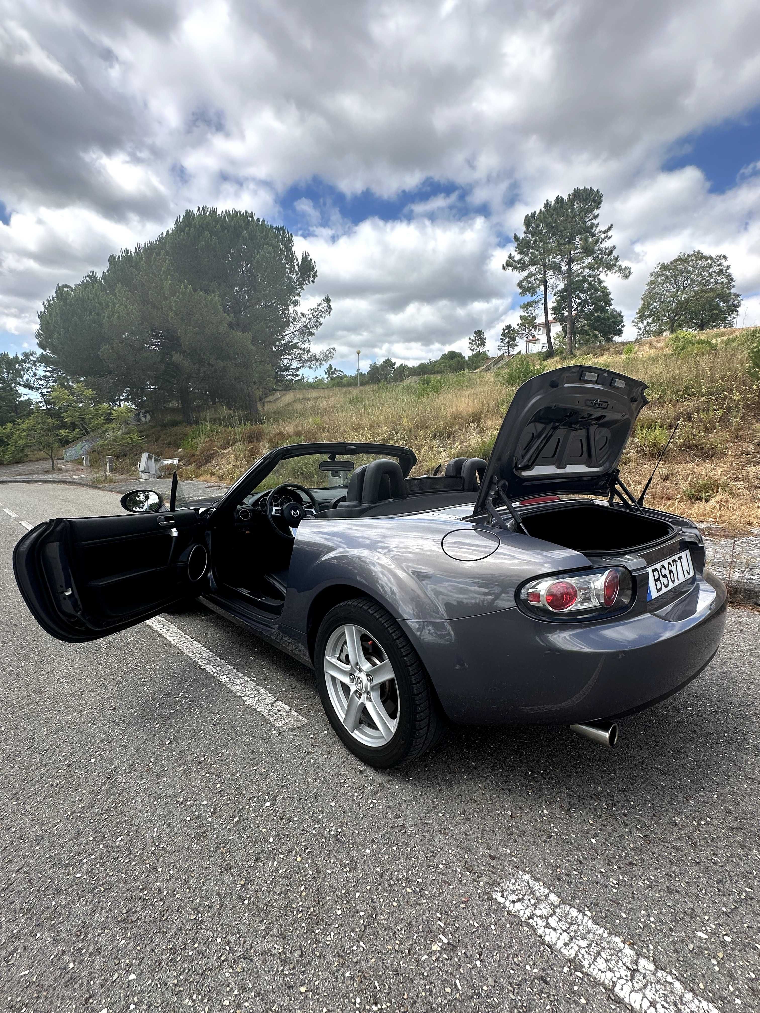Mazda MX-5 NC MZR 1.8 Exclusive