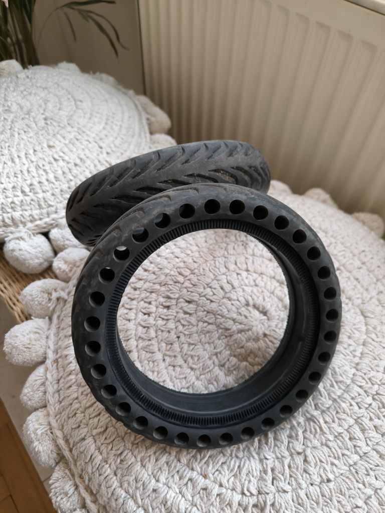 Opony 8.5 bezdętkowe do hulajnogi