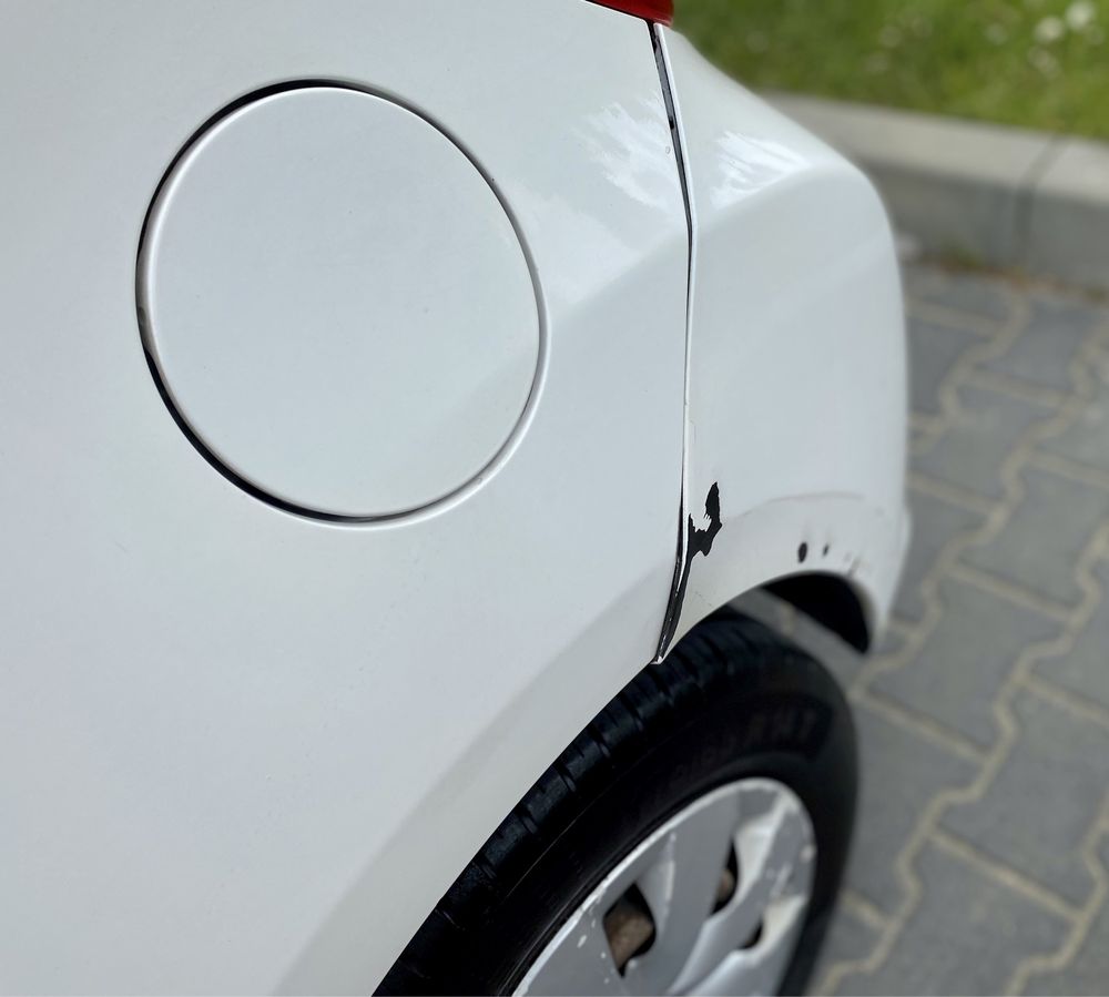 Toyota Yaris III 1.4 D4D  biała Kraków