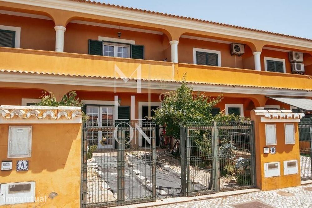 Moradia T2 com Quintal e Estacionamento Privado – Tranquilidade e Pote