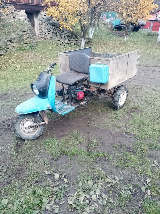 Продам мотороллер муравей