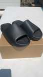 NoweAdidasYeezy SlideBlack 45