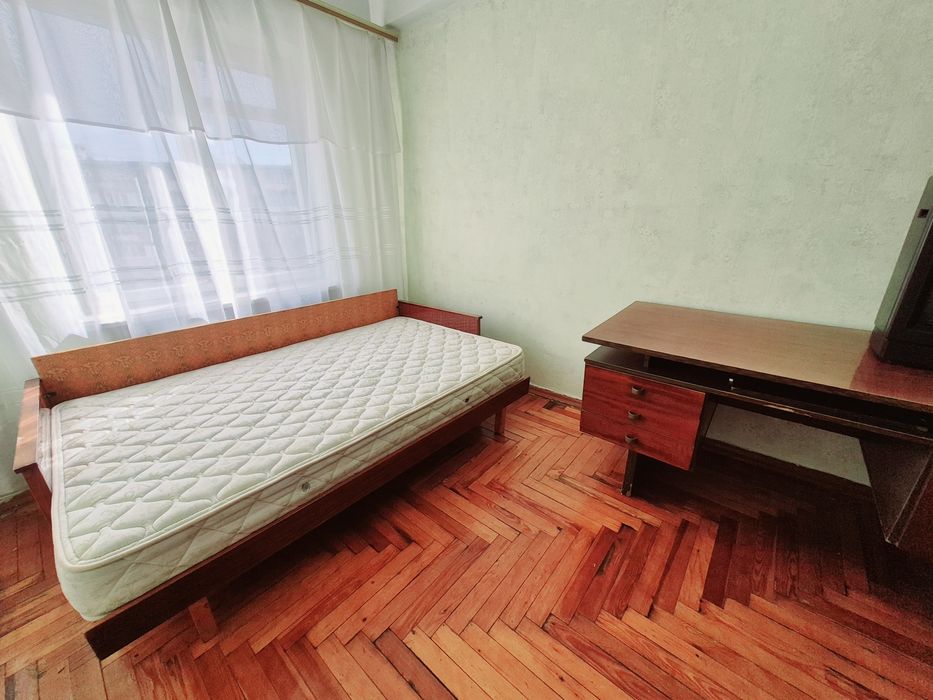 Здам 2к. квартиру на Космосі.