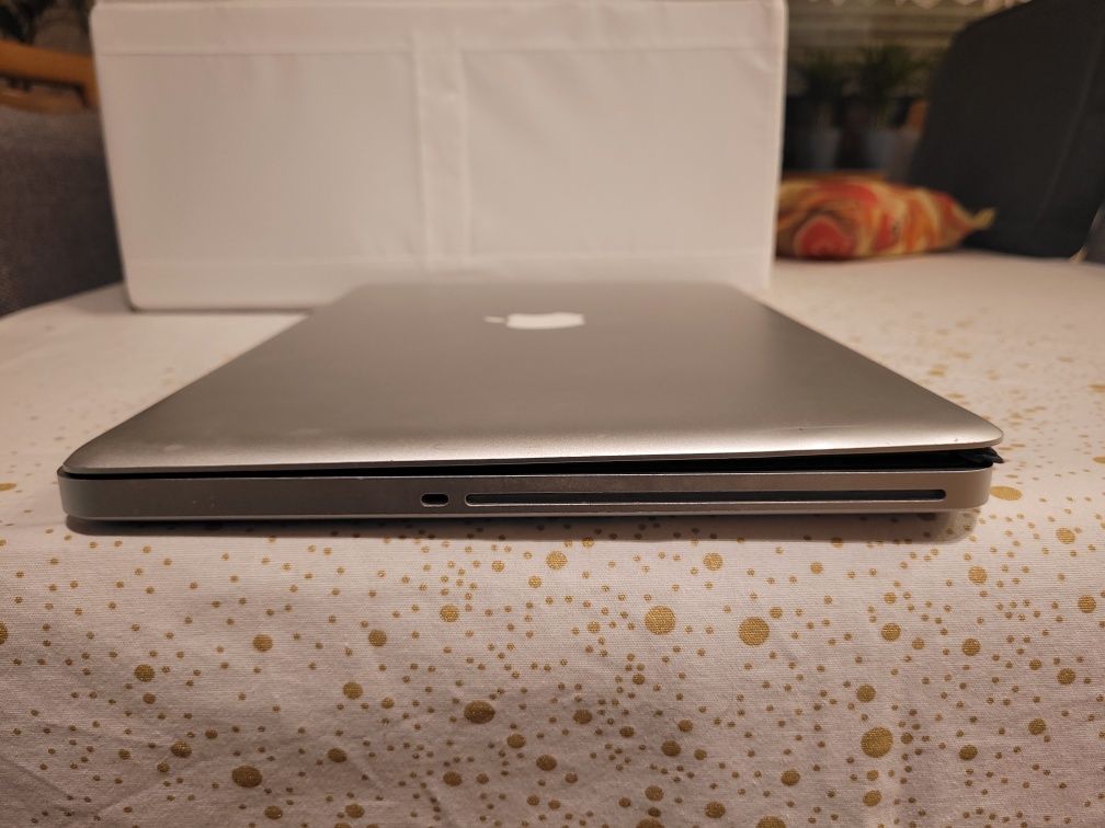 MacBook Pro 15 cali