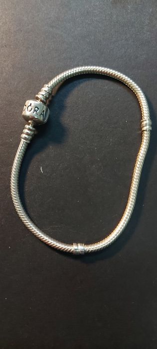 Colar e pulseira Pandora