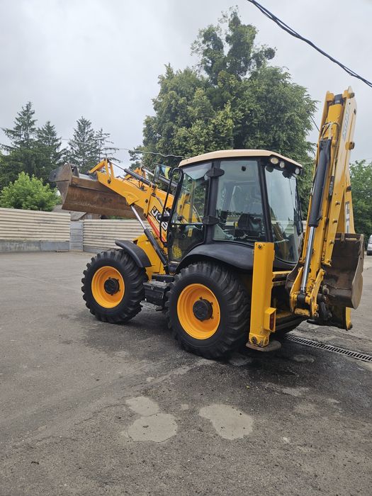 Послуги екскаватора навантажувача JCB 4CX