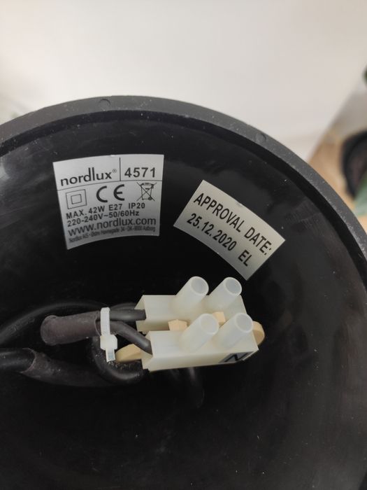 Czarna lampa Nordlux