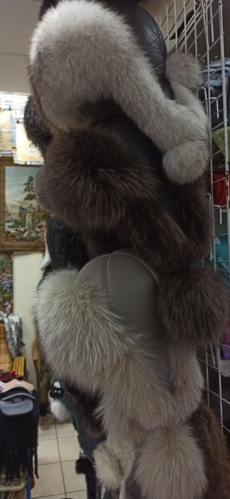 Шапка зимняя, очень теплая, красивая, модная.