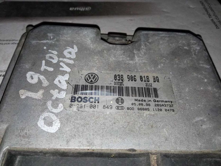 Блок управління двигуном Skoda Octavia 1.9 TDI 038906018BQ 0281001849