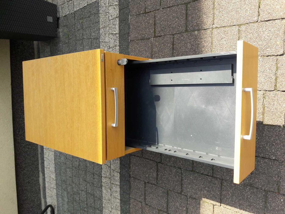 kontenerek mobilny Kinnarps szwedzki