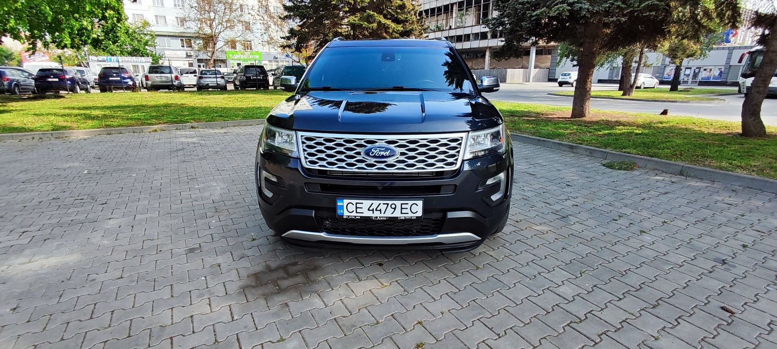 Ford  explorer platinum