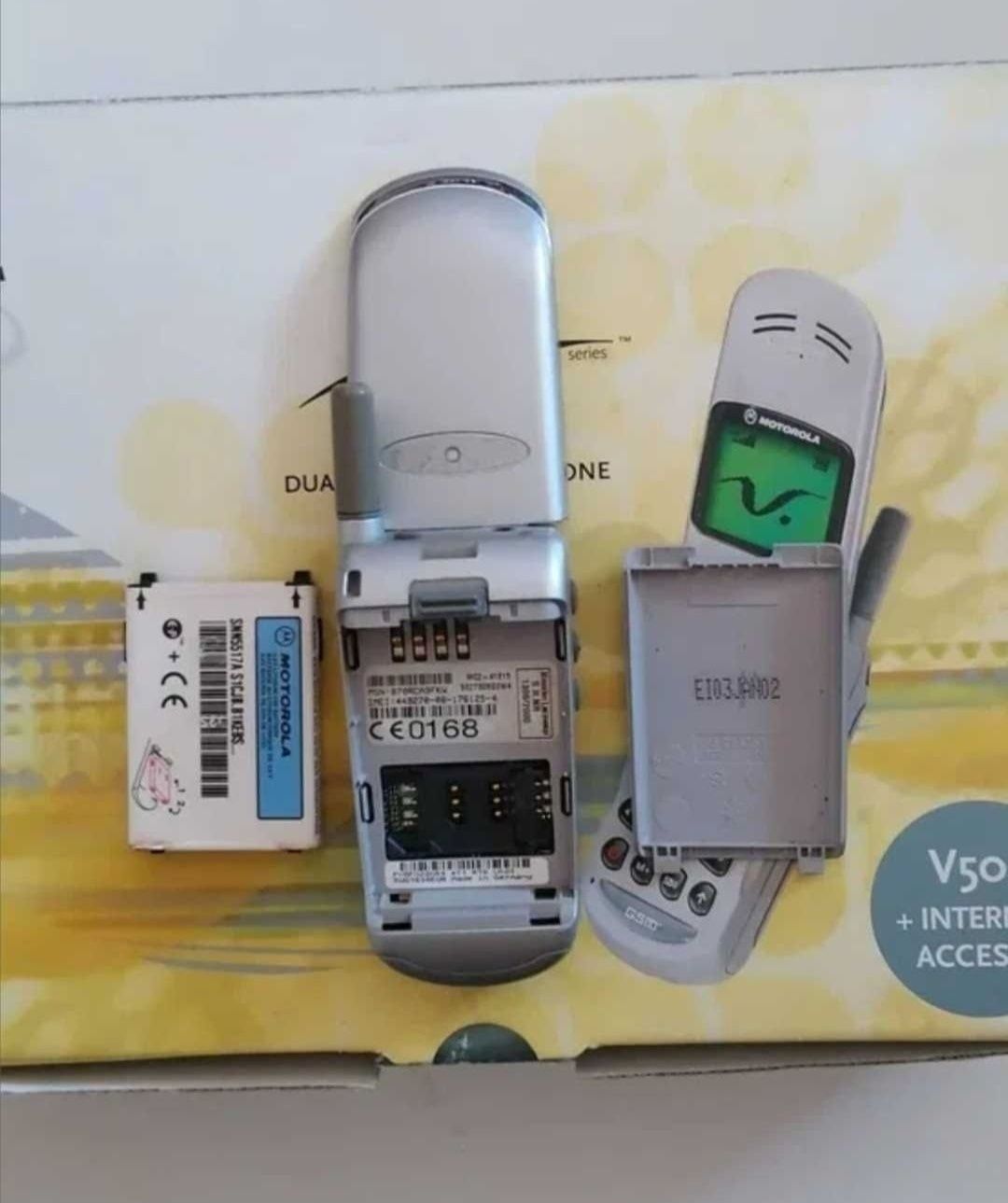Motorola V 50 pełen komplet.