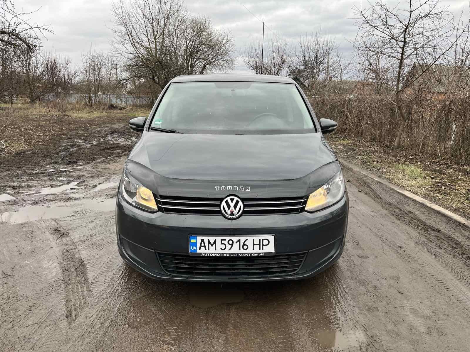 Volkswagen Touran 2015