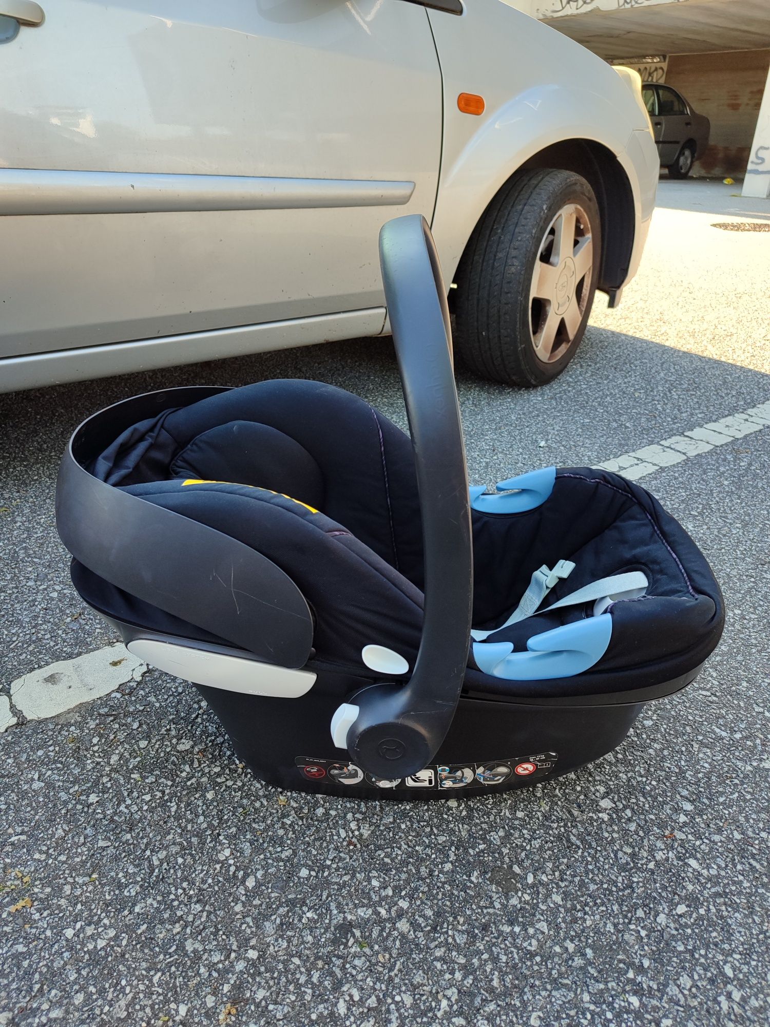 Cybex Aton M i-Size